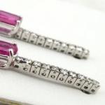 Pendant earrings with 16 diamonds and rubies