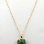Gold pendant with 10 diamonds and natural jadeite