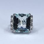 Au 585/1000/ 8.45 g, aquamarine 15.2 ct, brilliant-cut diamonds
