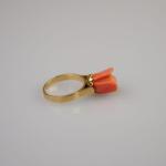 Ring - gold, coral - 1990