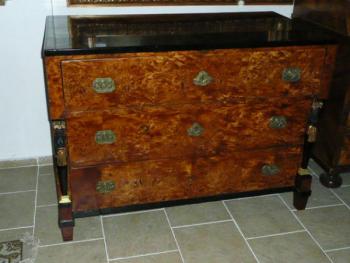 Commode - 1800