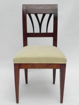 Chair - solid wood, walnut veneer - 1840