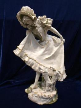 Porcelain Girl Figurine - Amphora,Riessner-Stellmacher a Kessel - 1905