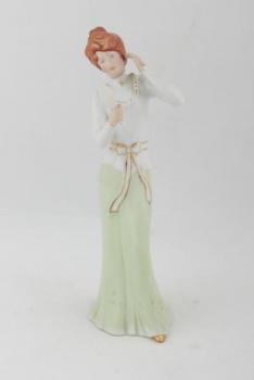 Porcelain Lady Figurine - porcelain - Royal DUX - 1960
