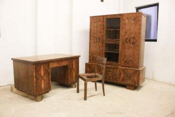 Kabinett Furniture - 1920