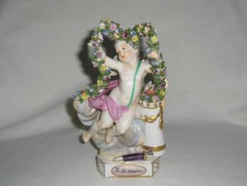 Porcelain Figurine - glazed porcelain, painted porcelain - 1875