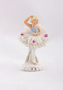 Porcelain Dancer Figurine - porcelain - Sitzendorf - 1960