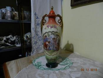 Porcelain Vase with Lid - white porcelain - 1930