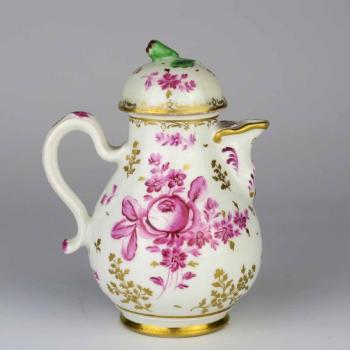 Jug - white porcelain - Wien 1770 - 1770