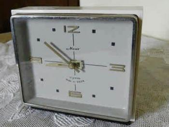 Clock - plastic - 1960