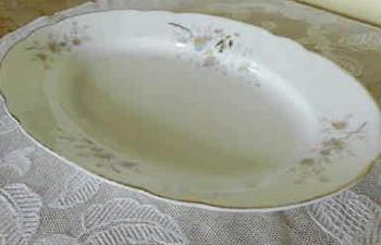 Porcelain Tray - white porcelain - 1830