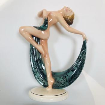 Porcelain Dancer Figurine - Hertwig - Katzhütte - 1925