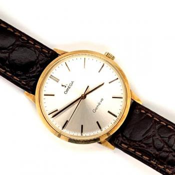 Wristwatch - gold - 1942