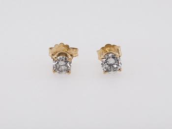 Gold Earrings with Brilliants - gold, brilliant cut diamond - 1980