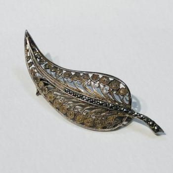 Silver brooch - 1925