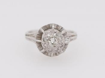 Ladies' Gold Ring - gold, brilliant cut diamond