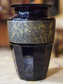 Vase - gold, amethyst glass - 1920