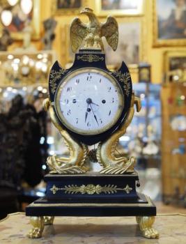 Mantel Clock - bronze, wood - 1820