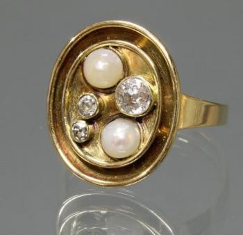 Ladies' Gold Ring - 1918