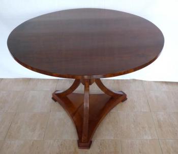 Round salon table in walnut veneer - Biedermeier