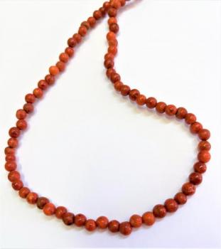 Necklace - coral - 1980