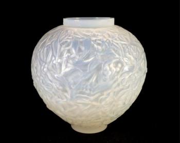 Vase - opal glass, pressed glass - Lalique - 1925
