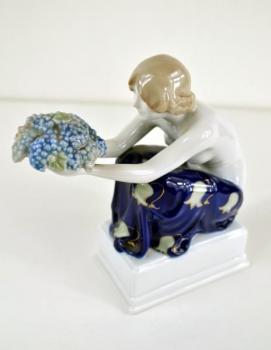 Porcelain Lady Figurine - 1920