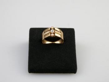 Ring - gold, pearl - 1925