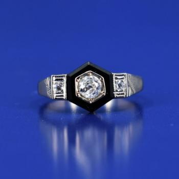 Ladies' Gold Ring - gold, brilliant cut diamond - 2000