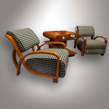 Pair of armchairs with an Art-Deco table