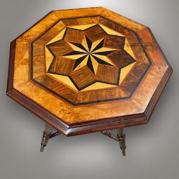 Coffee Table - veneer, solid walnut wood - 1870