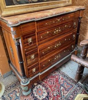 Chest of drawers - 1945