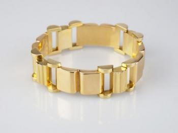 Gold Bracelet - gold - 1935