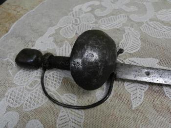 Sword - metal - 1650