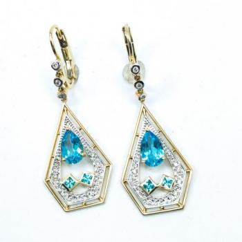 Gold Earrings with Brilliants - 2000