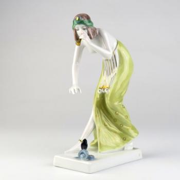 Porcelain Dancer Figurine - white porcelain - Berthold Boess (1877 - 1957) - 1916