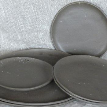 Basalt gray dessert plate