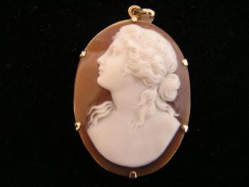 Necklace - gold - V. Livery - 1900