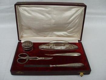 Manicure set