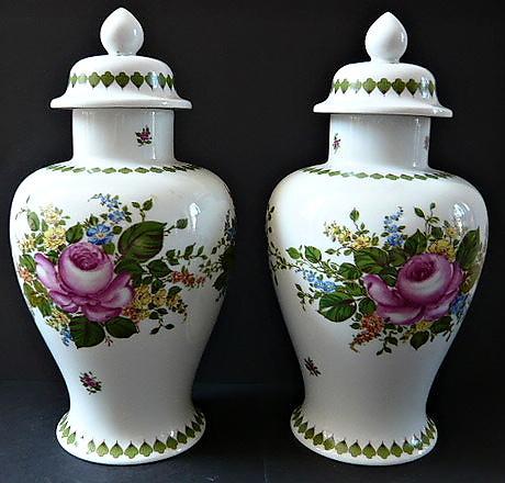 Paired vase with cap - Unterweissbach