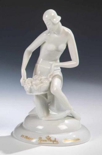 Porcelain Girl Figurine - Rosenthal, návrh Gerhard Schliepstein - 1929