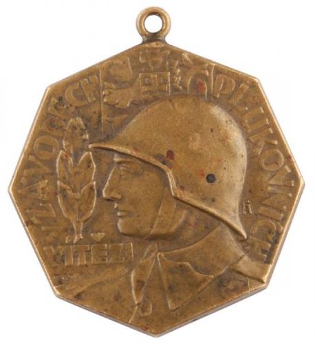 Military medal for regimental race winners 1933
