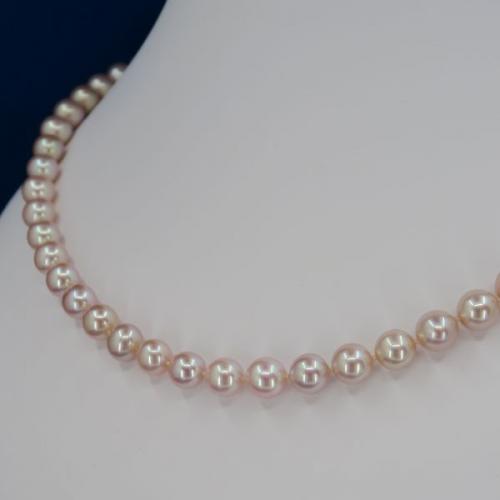Pearl Necklace - gold, pearl - 1970