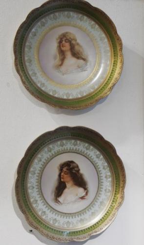 Decorative Plate - white porcelain - 1900