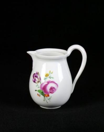 Milk Jug - glazed porcelain, painted porcelain - Porcelánka Vídeò - 1770