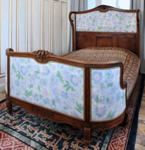 Bed - fabric, solid walnut wood - 1880
