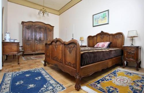 Bedroom Furniture - solid oak - 1880
