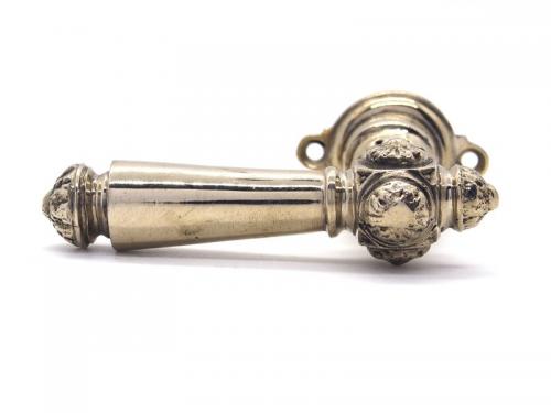 Door handle, white brass