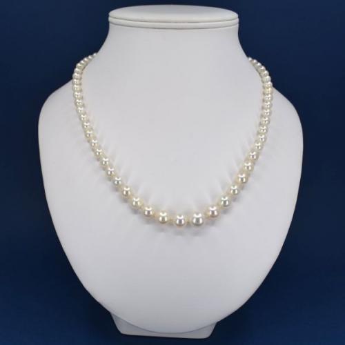 Pearl Necklace - white gold, diamond