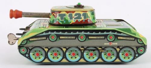 Key toy - Tank 121, model 1962, made in Czechoslovakia